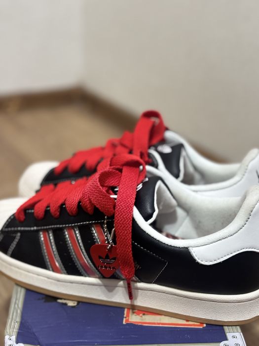 Кроссовки Adidas KORN