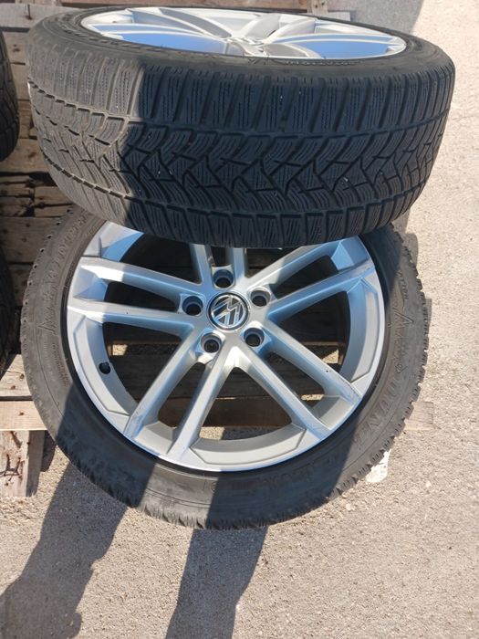 Set jante aliaj originale Volkswagen cu anvelope