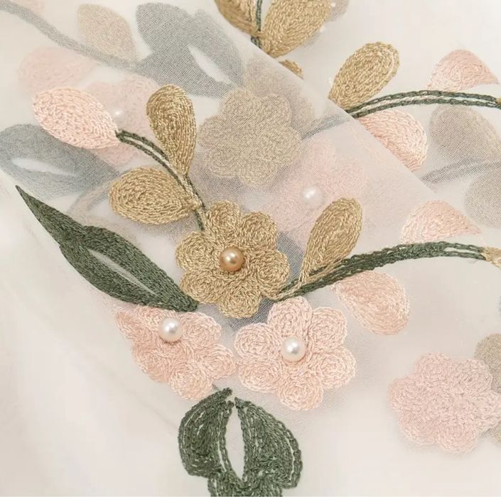 ПОСЛЕДНИ! Луксозен шифонен шал с флорална бродерия - различни цветове