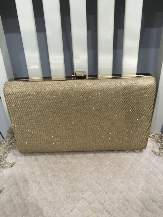 Продам клатч сумку