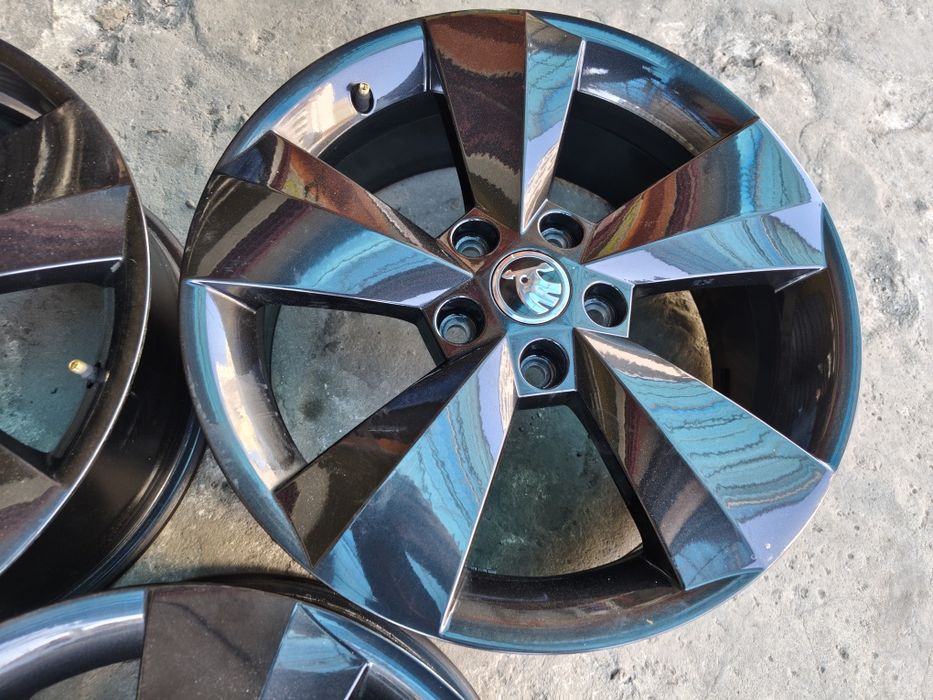 17" оригинални алуминиеви джанти за Skoda Octavia,Kodiak,Enyaq,Karoq..