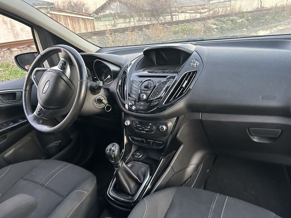 Fuzetă dreapta față Ford B Max 1.0 Ecoboost