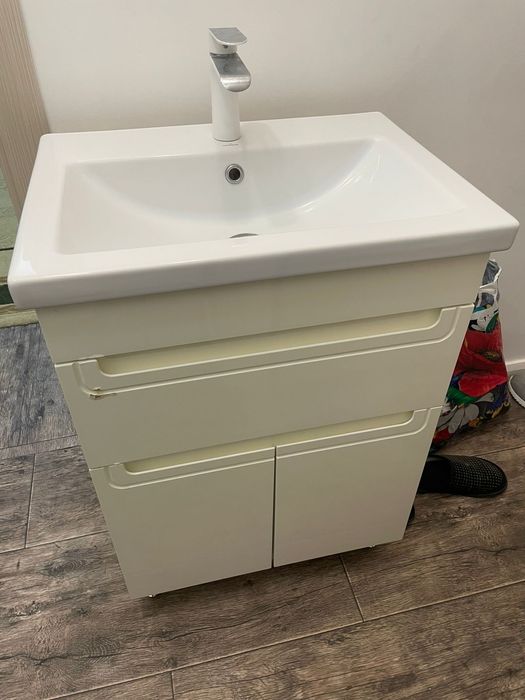 Тумба с раковиной