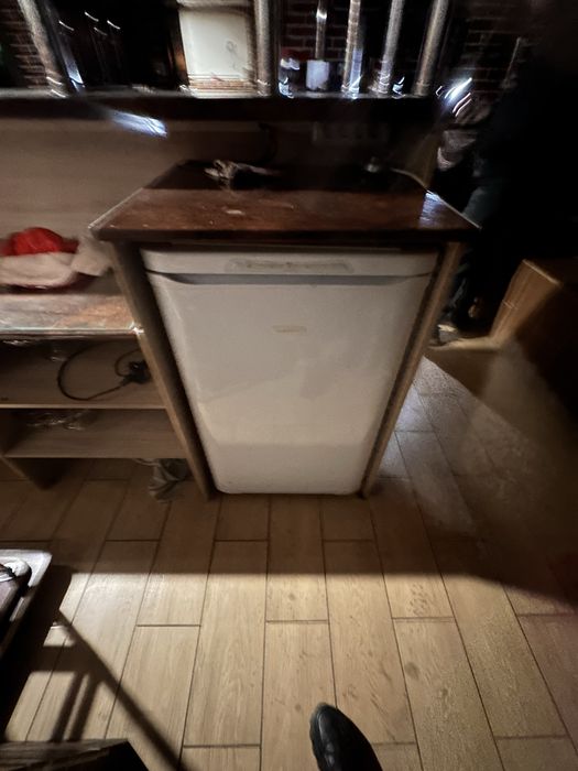 Продам морозильник