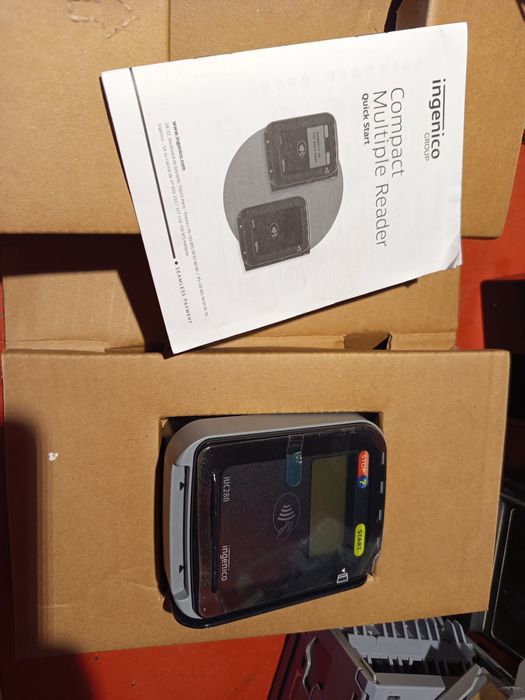 Cititoare bacnote NV 10
