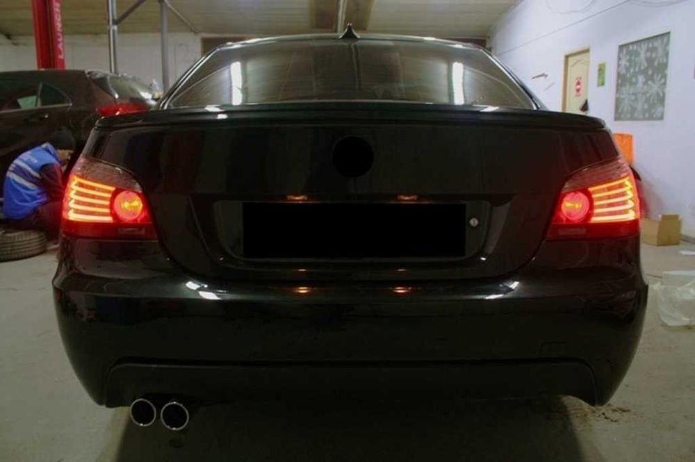 Bara spate BMW Seria 5 E60 (2003-2007) M-Technik Design cu PDC 24mm