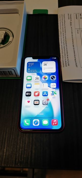 Iphone 11  red baterie 100% neverlocked Garanție 2 ani