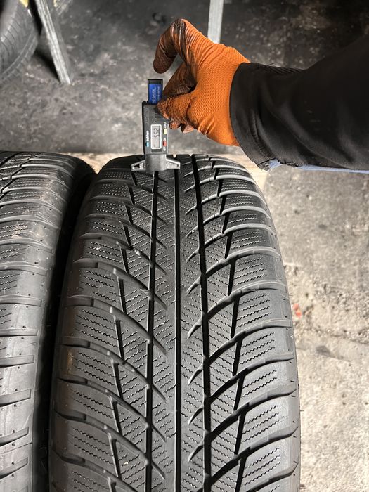 2 anvelope iarna 225/55/17 , Bridgestone , RunFlat , DOT 2022 !