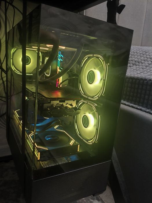 Продам игровой комп на базе Intel