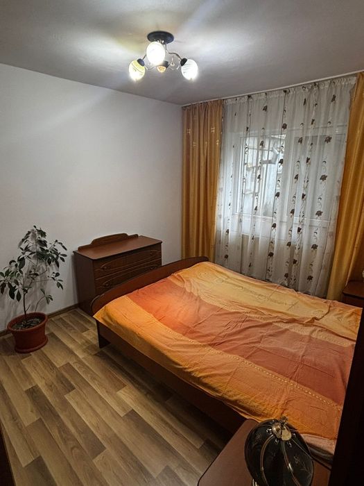 Apartament de inchiriat