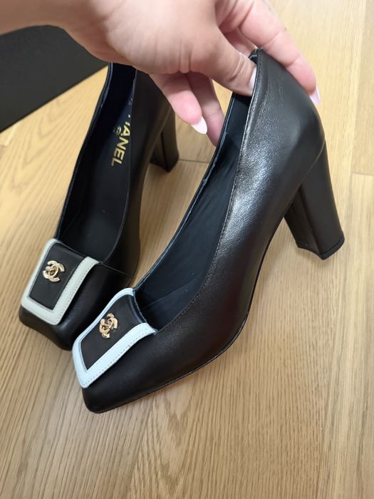 Pantofi chanel colectia noua