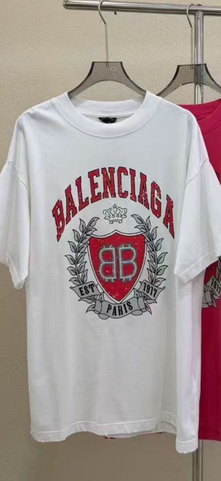 тениски balenciaga обърсайз