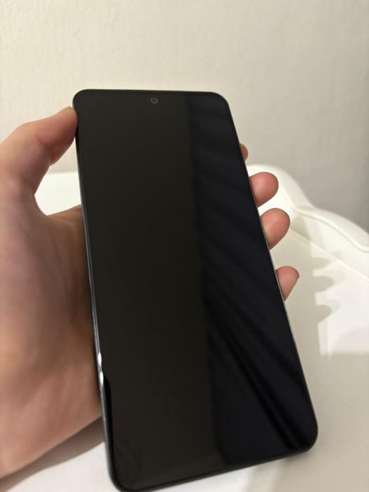 Продается телефон Vivo V29e 5G