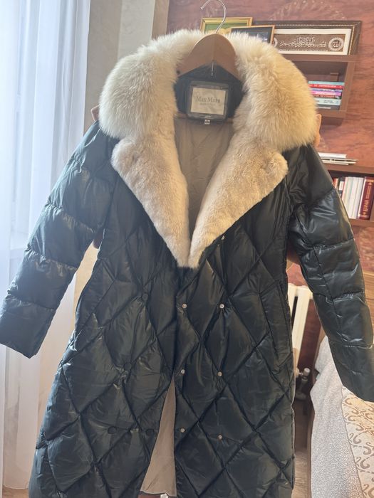 Пуховое пальто. С мехом песца и воротом из кролика.