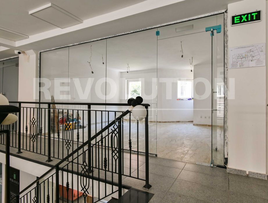 Продава се Магазин в София, Център - 35 кв.м за 5186 €/кв.м - Снимка #6