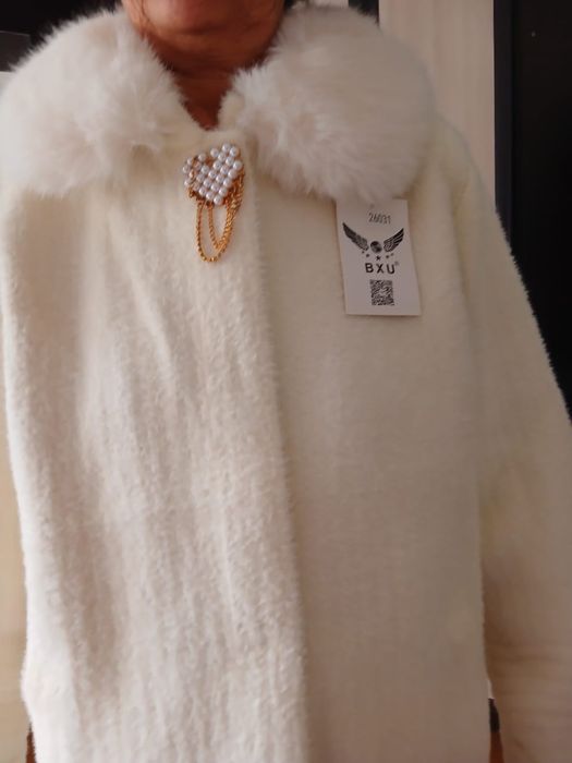 Продам пальто размер 48-50