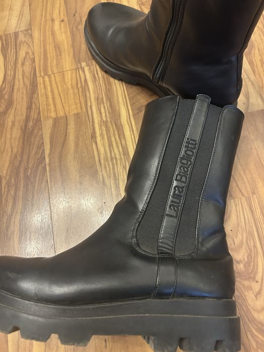 Боти  Laura Biagotti