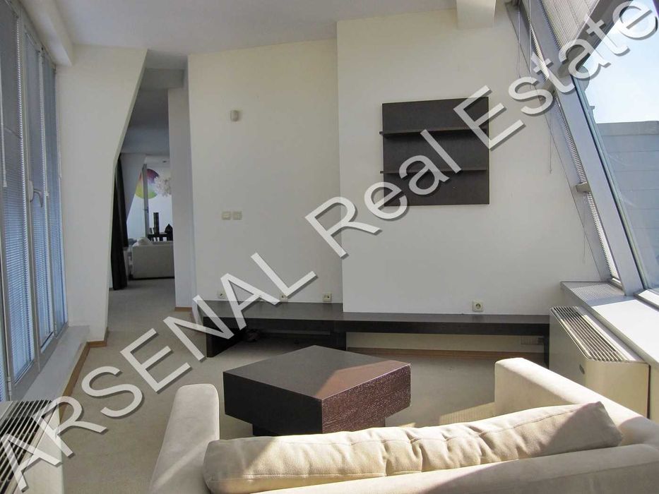 Дава се под наем Четиристаен апартамент в София, Център - 245 кв.м за 2144.55 € - Снимка #3