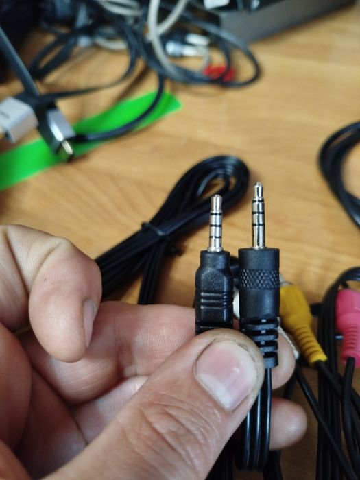 HDMI и мини Джек кабель кабеля.