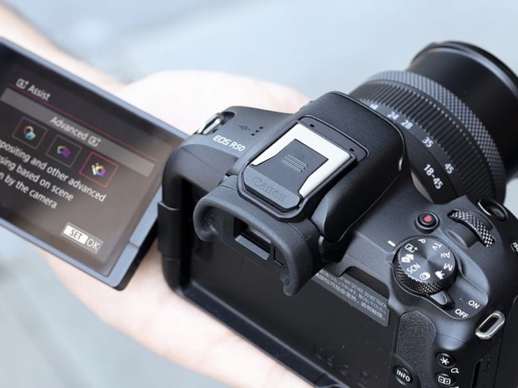 Камера canon eos r50