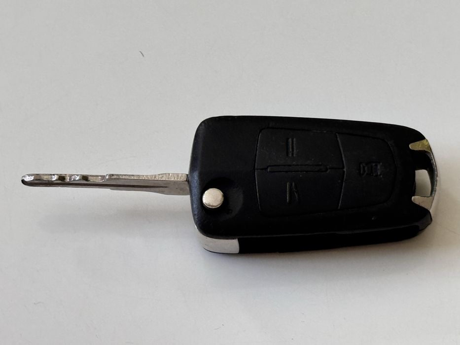 Ключ за. Cnevrolet Captiva Cruze  оригинален