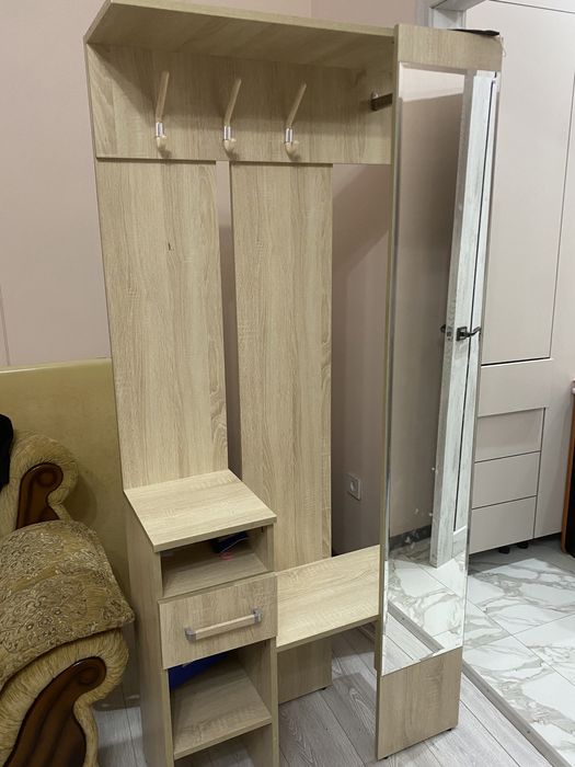 продам прихожую