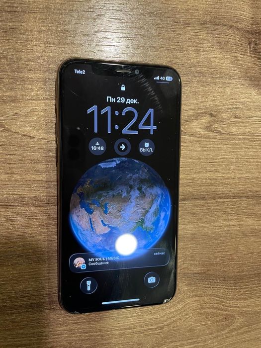 Айфон 11 про в хорошем состоянии