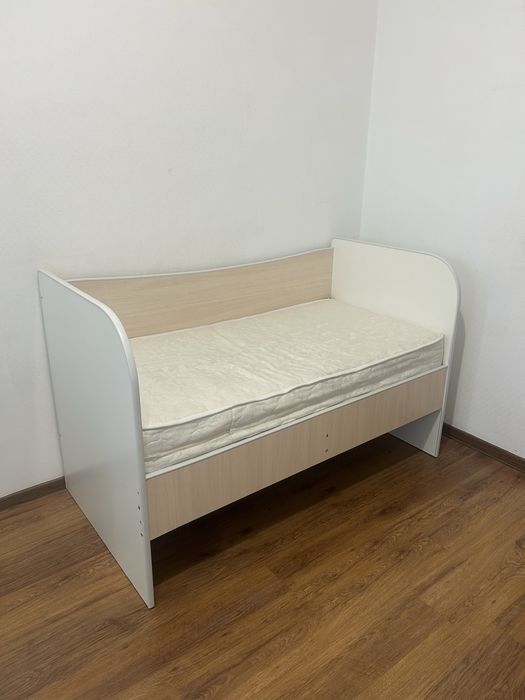 Продам детскую кровать