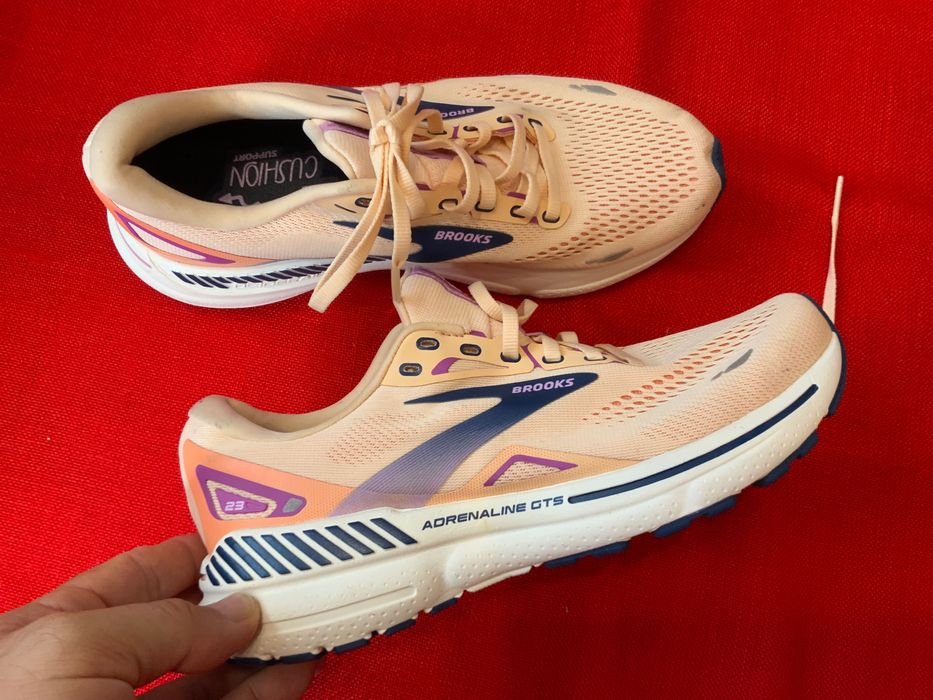Brooks-оригинални маратонки 40 размер