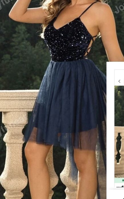 рокля цвят тъмно син