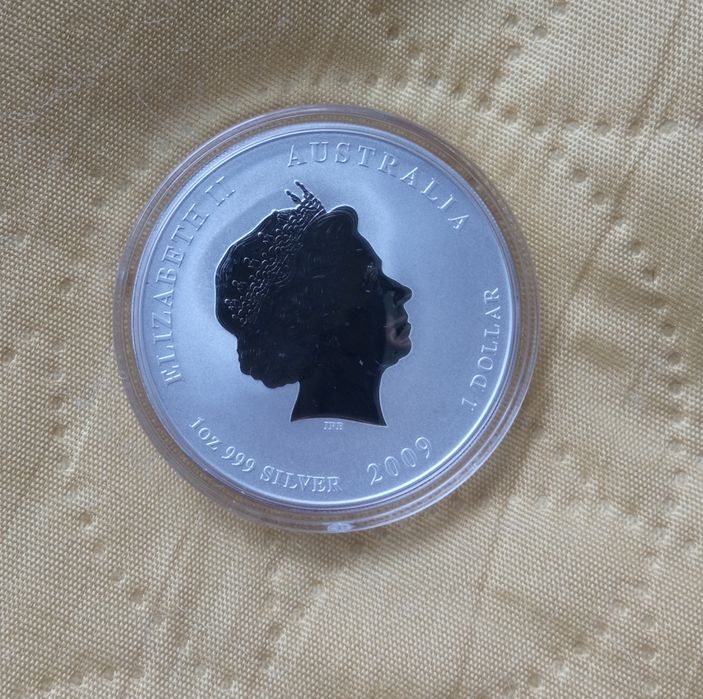 Австралийски сребърни лунари. Година на Бика 2009 г. и на Змията 2013