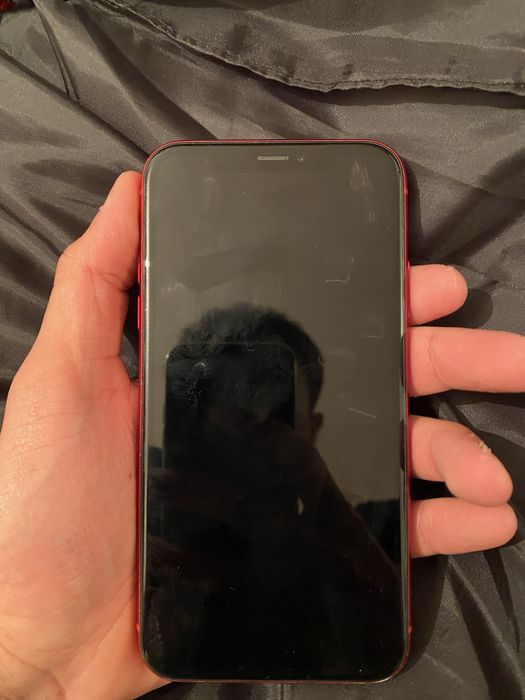 Продается Iphone xr.