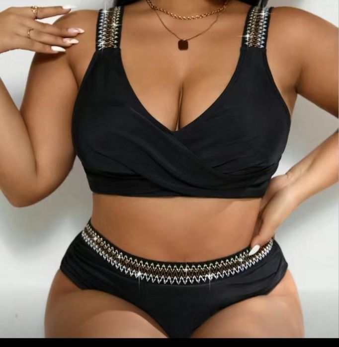 Продаю шикарный купальник