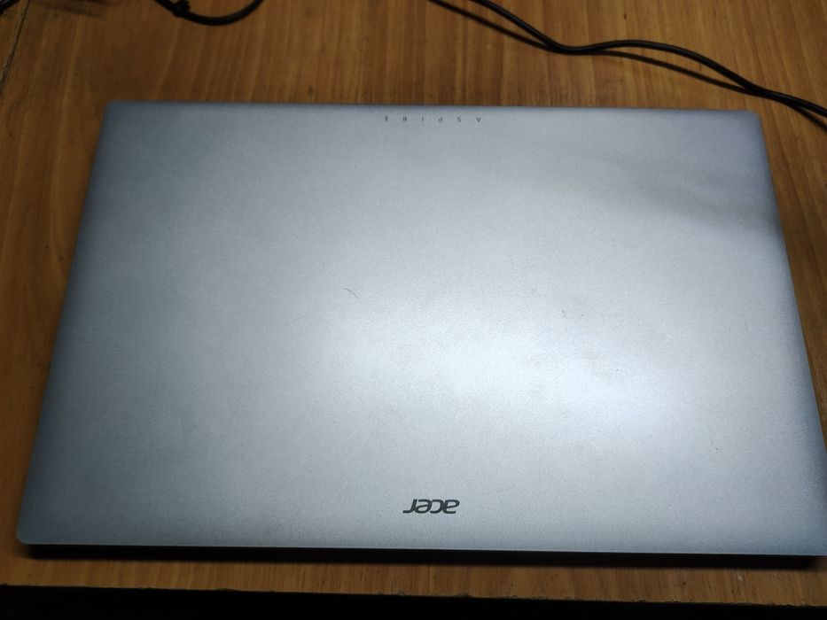 Продам ноутбук Acer Aspire Lite