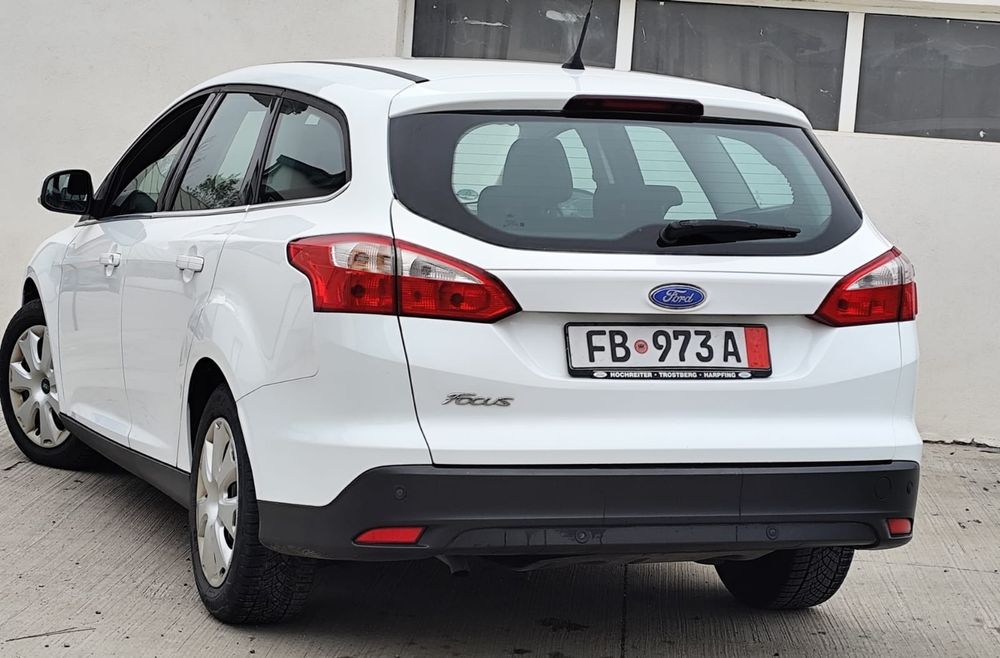 Ford Focus 1.6 benzină MPI, 2012
