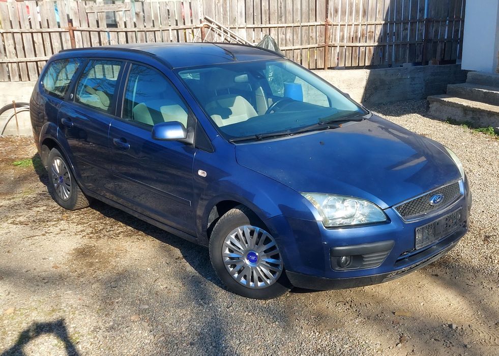 FORD FOCUS 1.6 Benzina Cutie Automata + Extra dotari