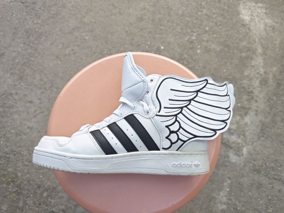 Adidas Jeremy Scott wings