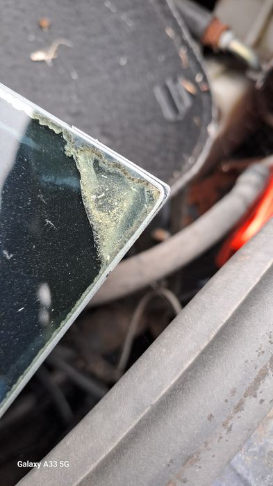 Предно (челно) стъкло за Volkswagen Fox /Фолксваген Фокс