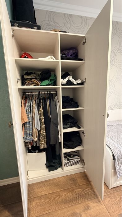 Мебель в спальню. Набор