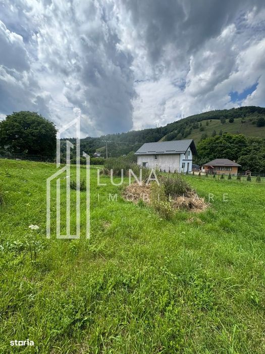 Teren intravilan 1.000 mp | Moieciu de Jos