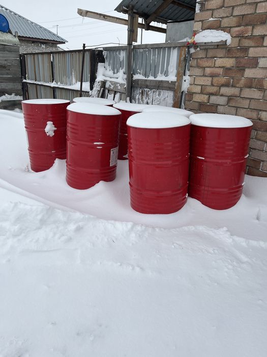 Продам бочки 200л, цена 4000