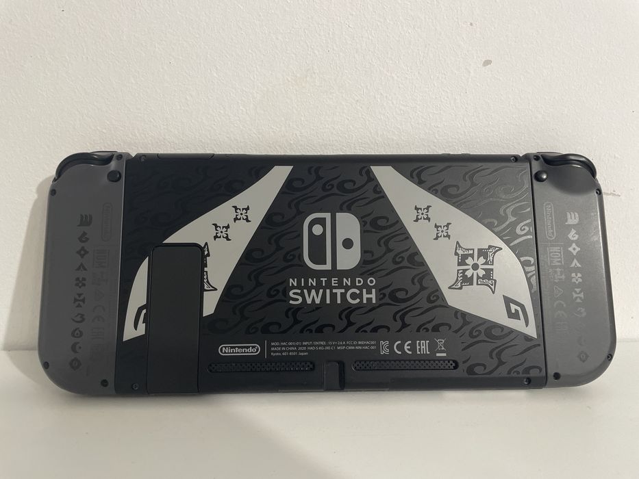 Nintendo switch Monster Hunter Rise edition plus husa monster edition