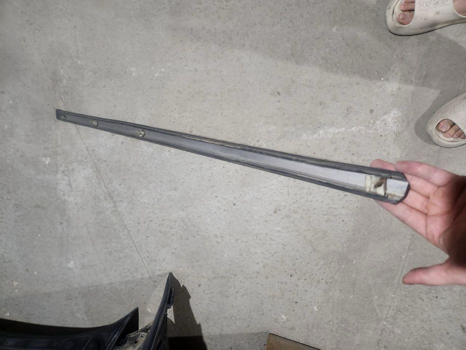 молдинги с кузова BMW E30 купе