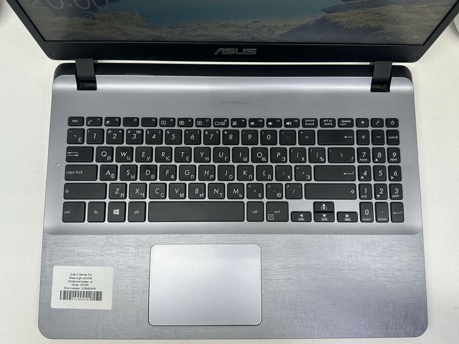 Asus Celeron N4 Ram 4 gb ssd 256