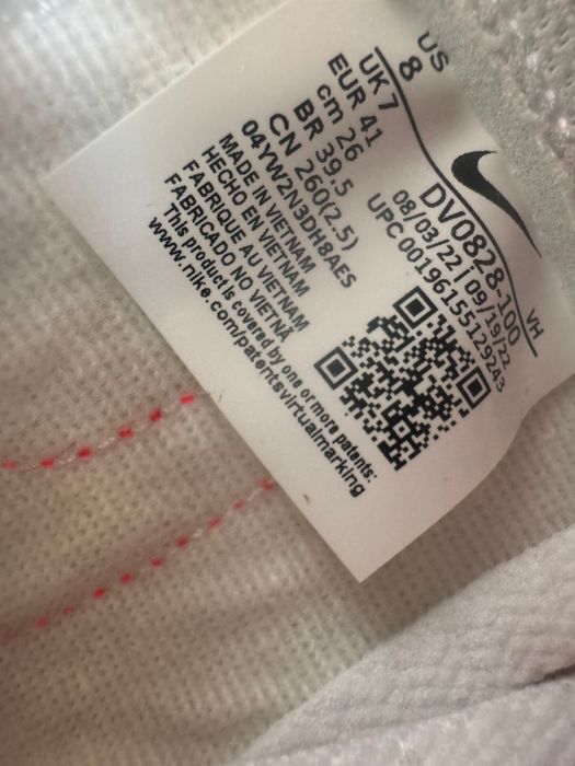 Продается кроссовки