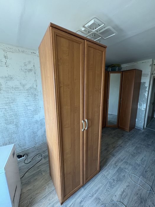 Продается шкаф для спальни