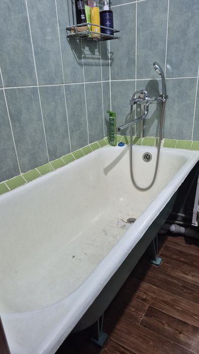 Продаётся квартира на 6микр дом 43