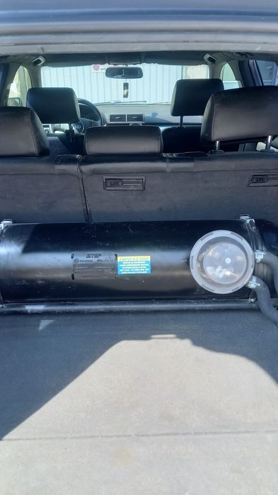 Ауди А4 1.8т с газов инжекцион