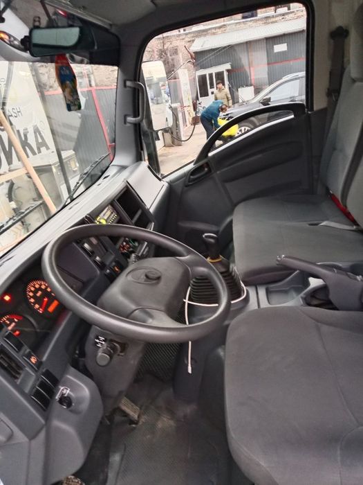 Исузи NPR 82L  Ценнометалический