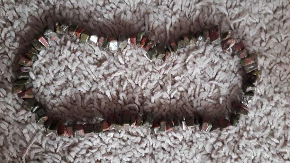 Нови гривни и гердани от естествени материали 5 лв